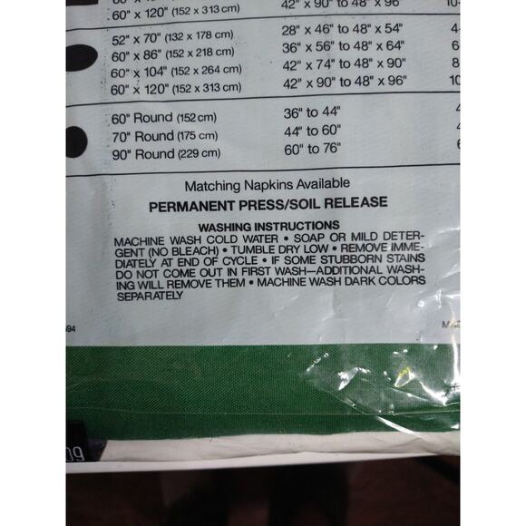 Tobin Jubilee Christmas Green Striped Tablecloth Fabric Oval 60 X 104 NOP - Picture 6 of 8